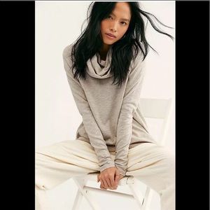 Free people light weight sweater